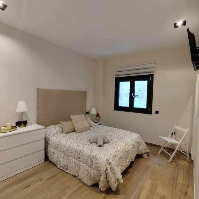 Estupendo Piso Nuevo En Playa Victoria Lejlighed Cádiz Eksteriør billede