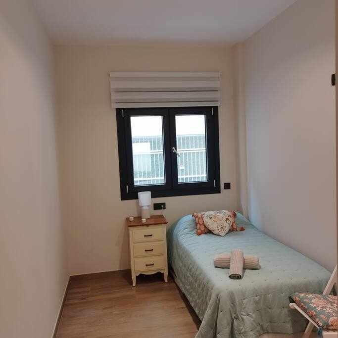 Estupendo Piso Nuevo En Playa Victoria Lejlighed Cádiz Eksteriør billede